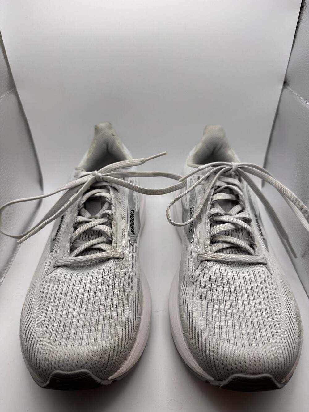 Brooks Revel 6 Oyster/Alloy/White Women's Running Shoes